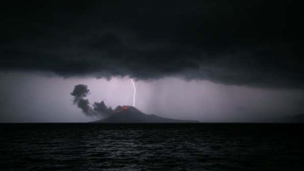Krakatoa Vulcano  Stress Effect